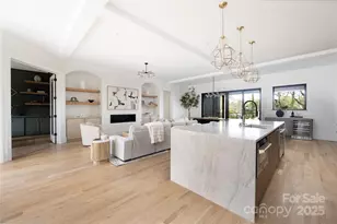 4041 Hiddenbrook Dr, Charlotte, NC 28205 - Photo 18