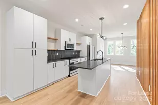 1356 Briar Creek Rd, Charlotte, NC 28205 - Photo 8