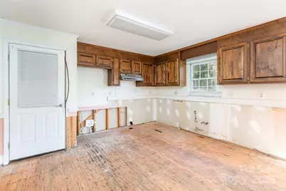 9208 Willowglen Trail, Charlotte, NC 28215 - Photo 6