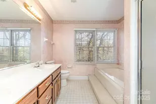 9208 Willowglen Trail, Charlotte, NC 28215 - Photo 14