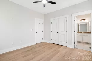 11 Byrdcliffe Ln, Asheville, NC 28805 - Photo 16