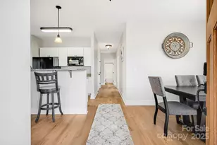 11 Byrdcliffe Ln, Asheville, NC 28805 - Photo 14