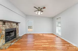 8331 Gera Emma Dr, Charlotte, NC 28215 - Photo 8