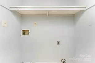 8331 Gera Emma Dr, Charlotte, NC 28215 - Photo 12