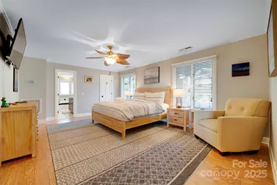 300 Roberts Drive, Hendersonville, NC 28739 - Photo 24