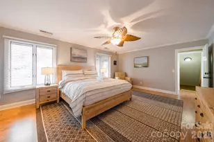 300 Roberts Dr, Hendersonville, NC 28739 - Photo 24