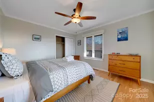 300 Roberts Dr, Hendersonville, NC 28739 - Photo 36