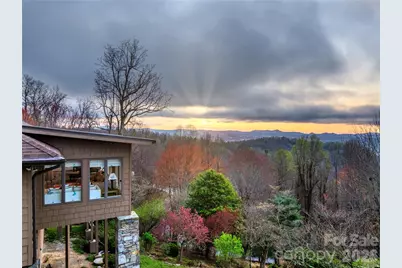 300 Roberts Drive, Hendersonville, NC 28739 - Photo 44