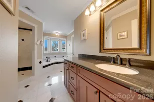 300 Roberts Dr, Hendersonville, NC 28739 - Photo 26