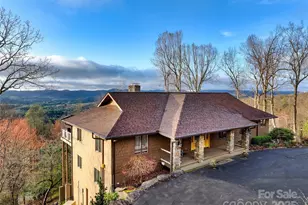 300 Roberts Dr, Hendersonville, NC 28739 - Photo 1