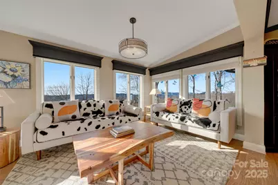 300 Roberts Drive, Hendersonville, NC 28739 - Photo 20