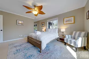 300 Roberts Dr, Hendersonville, NC 28739 - Photo 28