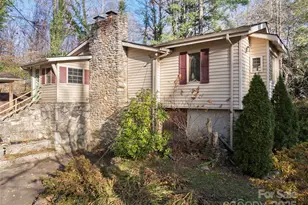 233 Rolling Dr, Waynesville, NC 28786 - Photo 6