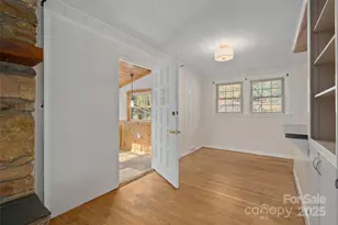 233 Rolling Dr, Waynesville, NC 28786 - Photo 10