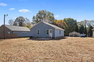 1075 Roberts St, China Grove, NC 28023 - Photo 24