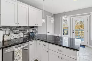 9 Old Amber Dr, Weaverville, NC 28787 - Photo 18