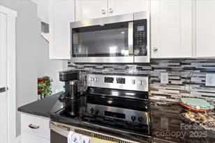 9 Old Amber Dr, Weaverville, NC 28787 - Photo 16