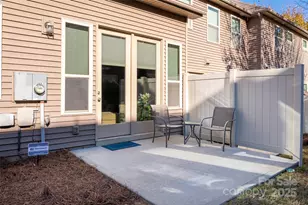 830 Ayrshire Ave, Fort Mill, SC 29708 - Photo 10