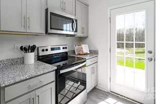 131 Court House Ave, York, SC 29745 - Photo 6