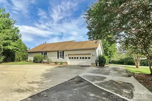 155 Sunfish Dr, Mooresville, NC 28117 - Photo 38