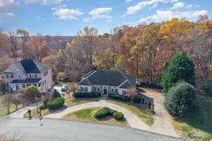 4476 Lochurst Dr, Pfafftown, NC 27040 - Photo 2