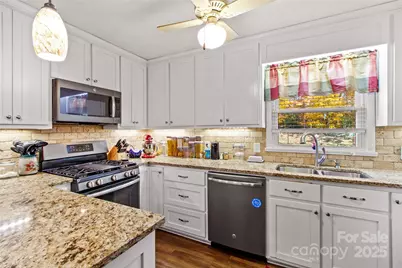 2607 Logan Drive, Valdese, NC 28690 - Photo 16