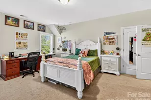 401 Hollyhock Dr, Matthews, NC 28104 - Photo 24