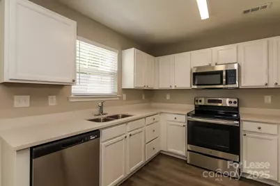 7419 Mary Jo Helms Drive, Charlotte, NC 28215 - Photo 6