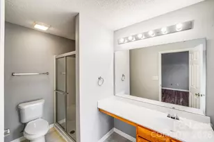 3260 Barons Court Rd, Charlotte, NC 28213 - Photo 20