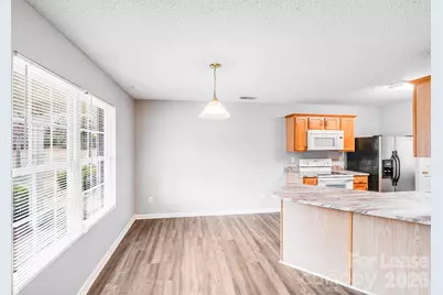 3260 Barons Court Road, Charlotte, NC 28213 - Photo 8