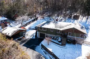 1115 Bee Tree Rd, Swannanoa, NC 28778 - Photo 22