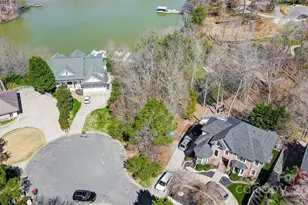 11055 Holiday Cove Dr, Tega Cay, SC 29708 - Photo 32