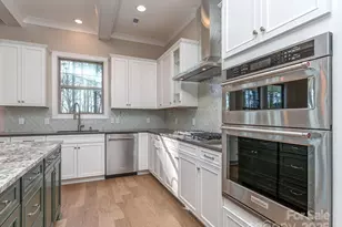 11055 Holiday Cove Dr, Tega Cay, SC 29708 - Photo 10