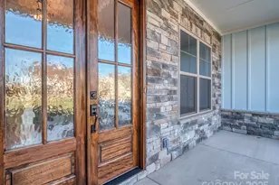 11055 Holiday Cove Dr, Tega Cay, SC 29708 - Photo 2