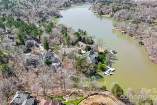 11055 Holiday Cove Dr, Tega Cay, SC 29708 - Photo 34