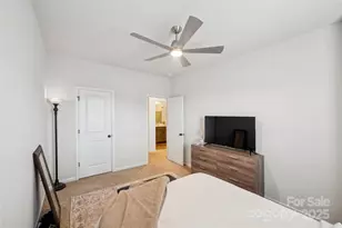 1103 Grays Ml Rd, Charlotte, NC 28215 - Photo 18