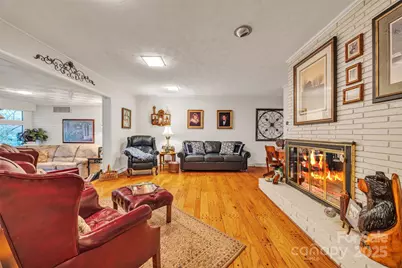 3486 E Main Street, Claremont, NC 28610 - Photo 8