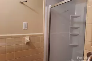 121 Greenview Dr, Kannapolis, NC 28081 - Photo 10