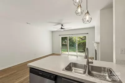 3220 Selwyn Farms Lane, Charlotte, NC 28209 - Photo 12