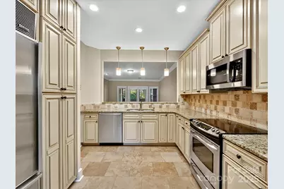 325 Queens Road #2, Charlotte, NC 28204 - Photo 2