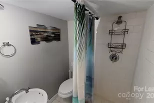 428 Hawthorne Ln, Charlotte, NC 28204 - Photo 10