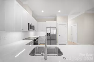 107 Collin Pl, Asheville, NC 28804 - Photo 12