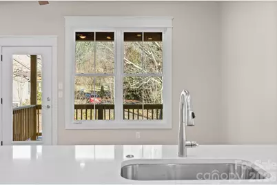107 Collin Place #3, Asheville, NC 28804 - Photo 4
