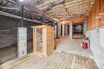 305 N Scarlet Oak Lane, Hendersonville, NC 28791 - Photo 16