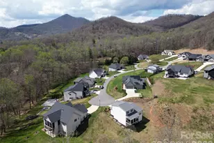 18 Sagewood Dr, Candler, NC 28715 - Photo 4