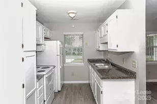 8247 Gera Emma Dr, Charlotte, NC 28215 - Photo 14