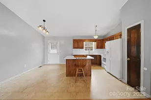 904 Pine Mountain Rd, Hudson, NC 28638 - Photo 16