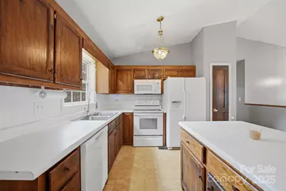 904 Pine Mountain Road, Hudson, NC 28638 - Photo 14