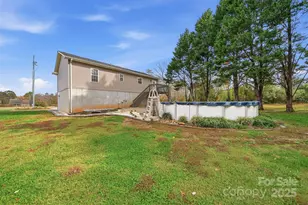 904 Pine Mountain Rd, Hudson, NC 28638 - Photo 38