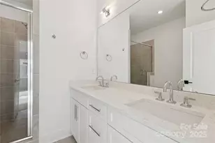 5039 Dutchess Dr, Charlotte, NC 28217 - Photo 12